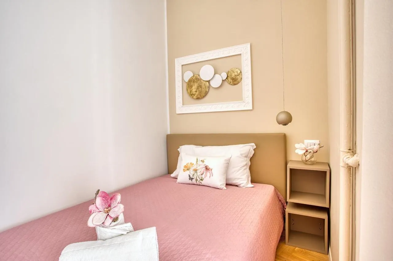 Joivy Old Milan Navigli Family Apartments